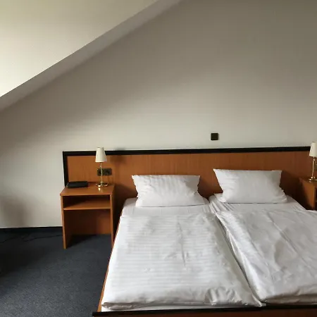 Altes Stover 3* Loningen