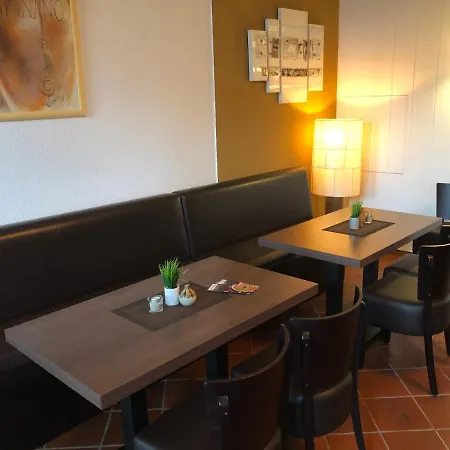 Altes Stover 3* Loningen